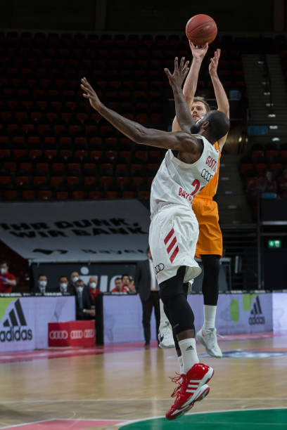 他在俄罗斯 他在俄罗斯