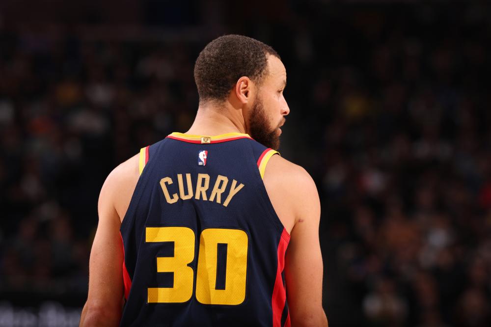 自2012年以来，戴奇是首位欧战开局3场零封的英格兰主教练（戴奇成2012年以来首位在欧战前三场全部零封的英格兰主帅）